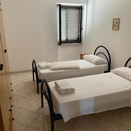 Casa Vacanze Foce Varanoアパートメント エクステリア 写真